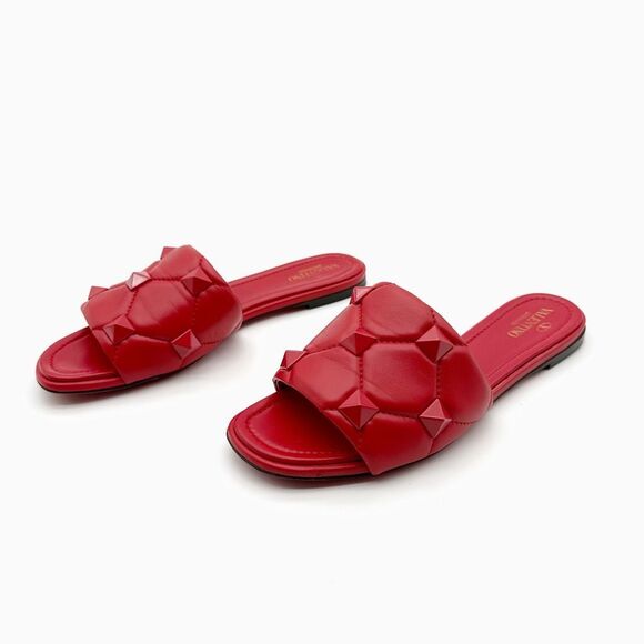 VALENTINO Rockstud Red Leather Sandal Size 39 Flat Flip Flop Slide Mule Studded - Picture 1 of 13
